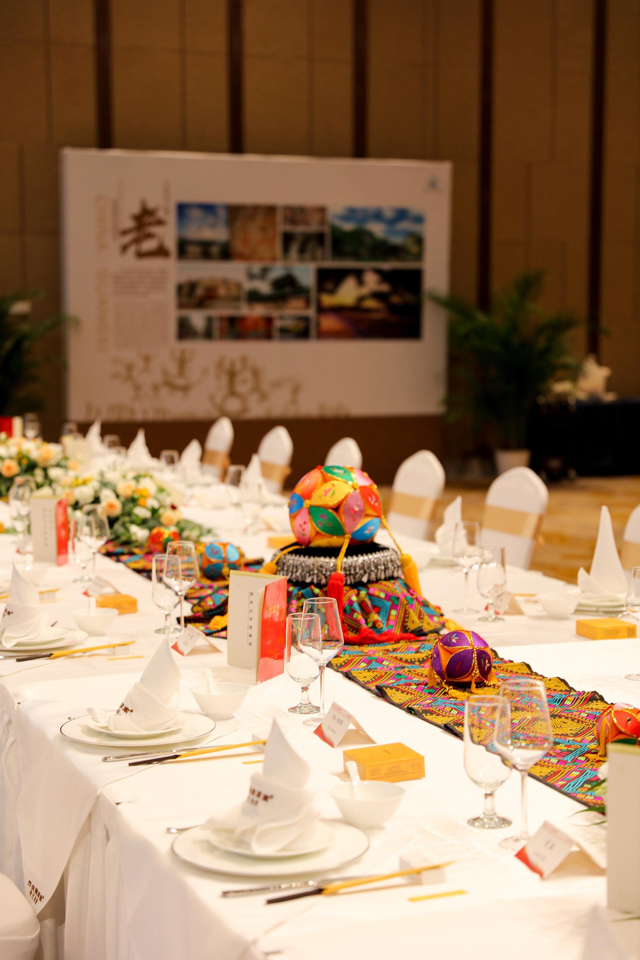 Crowne Plaza Nanning City Center By Ihg Bagian luar foto
